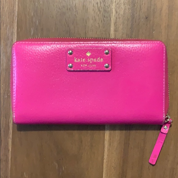 Kate Spade Wallet - Picture 1 of 5